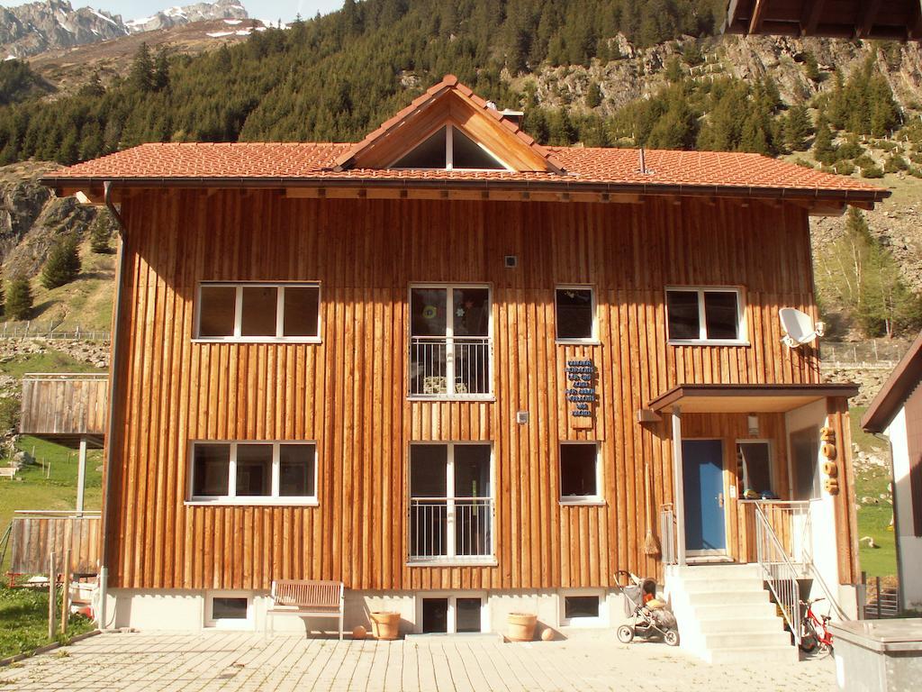 Gaestehaus Fuerlauwi Apartmán *